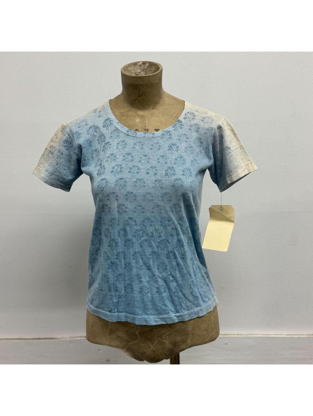 Vintage 1970s Karavan Blue Sun-Faded Floral Thrashed Baby Tee
